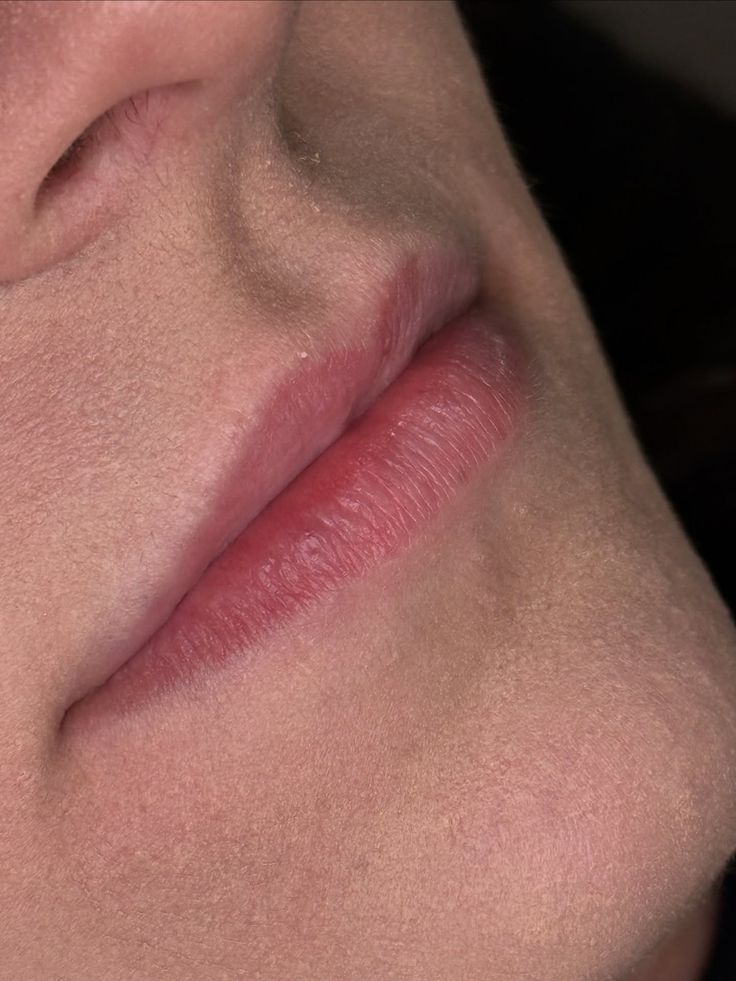 Lower Lips (Threading) (F)