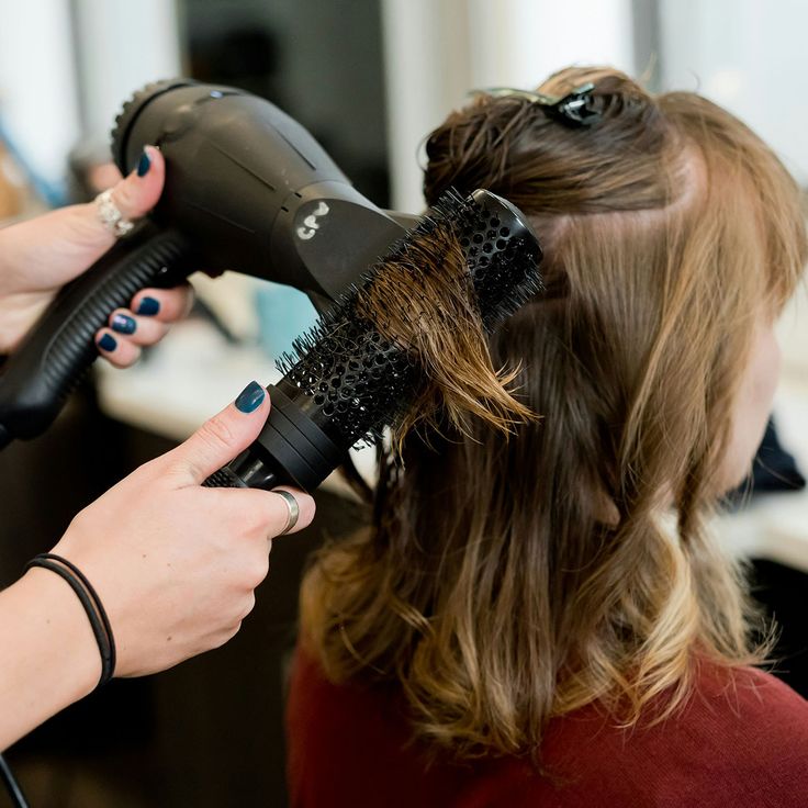 Shampoo, Re-Style & Blow dry (Short Hair)